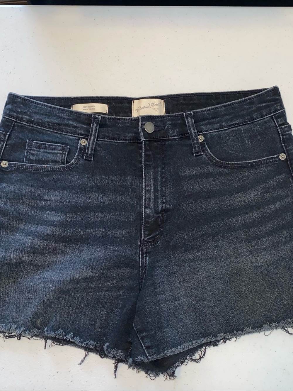 Universal Thread Women’s Black Wash Boyfriend Denim Shorts size 12